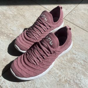 APL Techloom Wave Sneakers